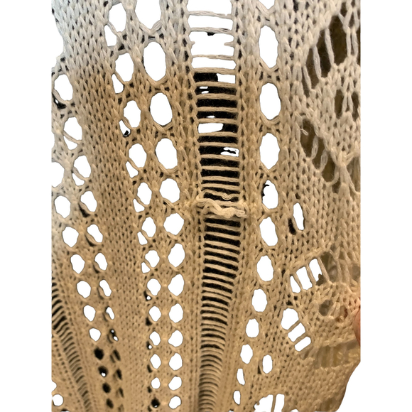 Crochet Pull Over Top - Picture 3 of 6